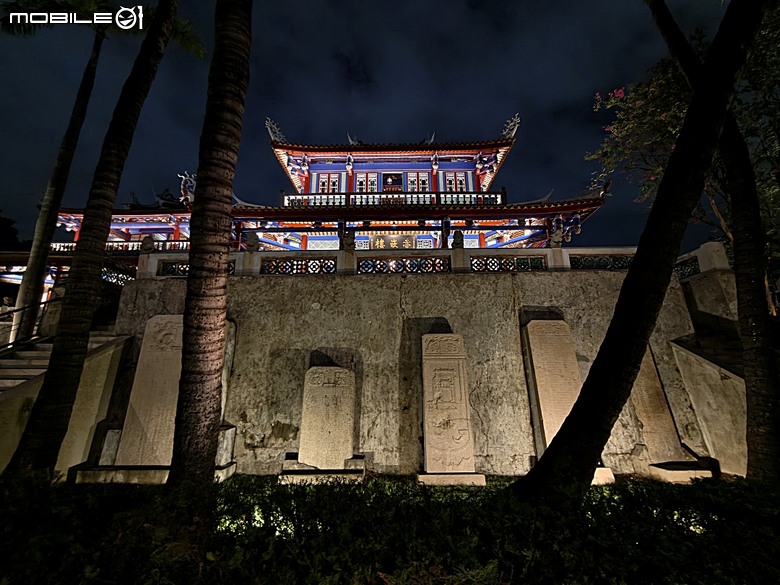 赤崁樓、祀典武廟、祀典大天后宮、開基靈祐宮、開基天后宮…,還有阿江炒鱔魚與成功路米糕 — 臺南市區國定古蹟之一夜遊不完
