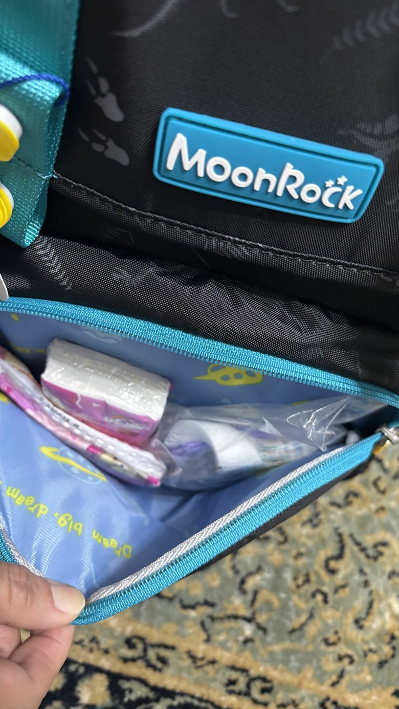 【開箱】MoonRock SP1小學新生書包