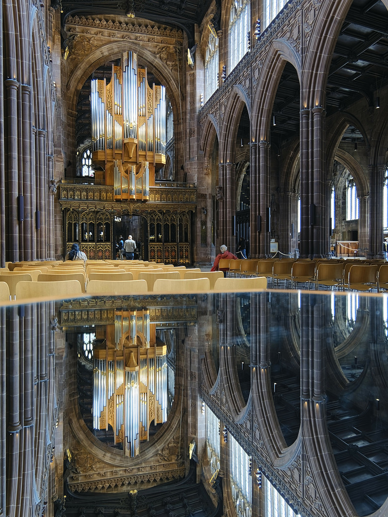 曼徹斯特的光與石：John Rylands Library & Manchester Cathedral