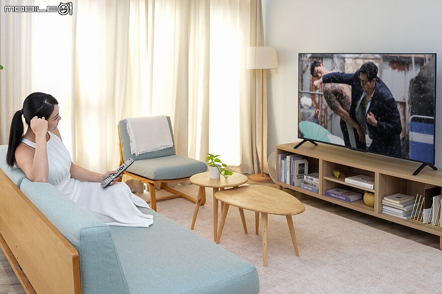 點我看大圖 Panasonic TN-65W83CGT 體驗報告|大尺寸 QLED、獨家真六原色與 Google TV 智慧家庭娛樂一次到位