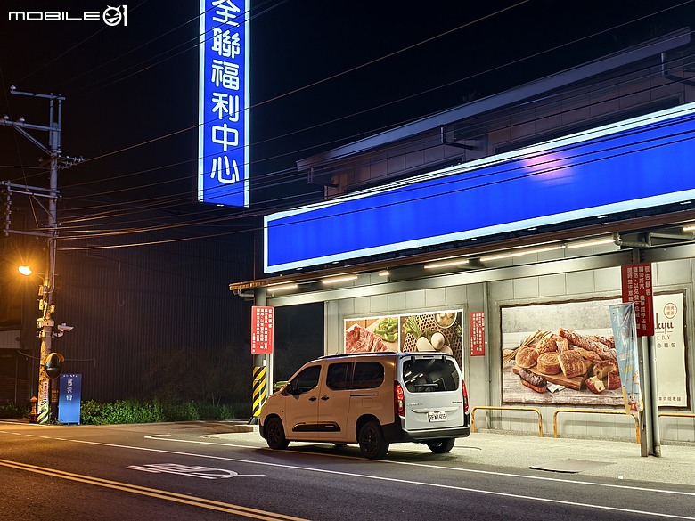 點我看大圖 替生活多留一點位置 / Citroën Berlingo