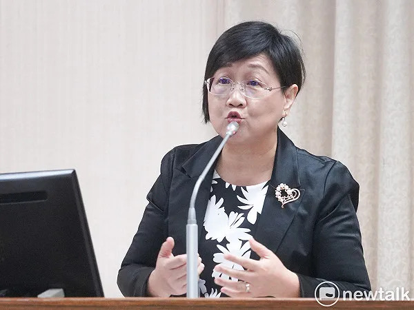徐佳青5年出國47次花2383萬公帑!!?