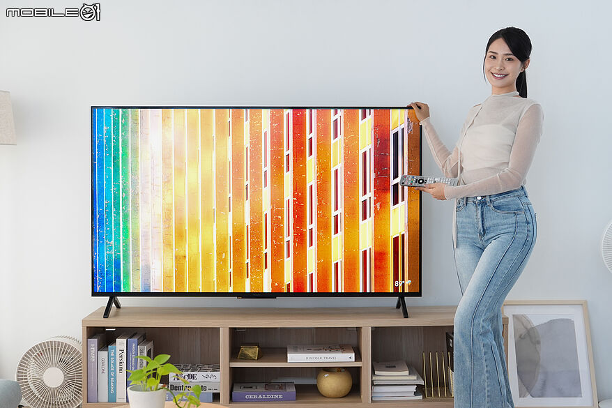 點我看大圖 Panasonic TN-65W83CGT 體驗報告|大尺寸 QLED、獨家真六原色與 Google TV 智慧家庭娛樂一次到位
