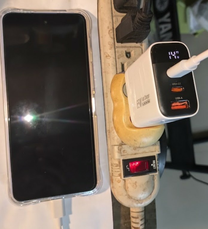 為什麼 SHARP AQUOS wish5 充電只能到 13.4W ,有沒有 SHARP 手機的同好能解答