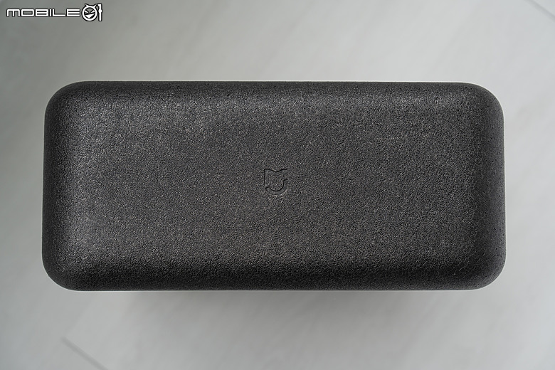 小米米家智慧 DC 超薄電風扇 Pro 開箱實測｜8.7cm 超薄機身、Type-C 供電更方便，從臥室吹到露營都能用