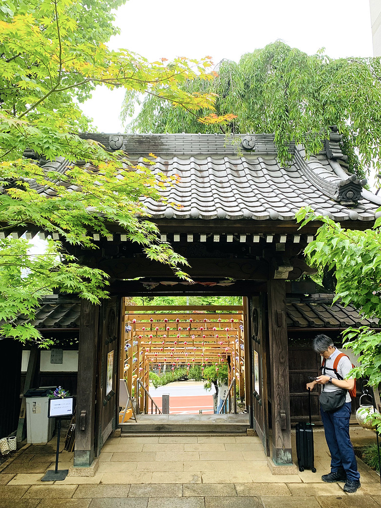 ＜日本＞2024～早稻田大學村上春樹圖書館、穴八幡宮、東京法輪寺、池袋陽光水族館、炸牛元村