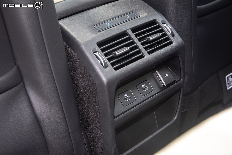 Discovery Sport Landmark Edition 新年式試駕|熟成更添風味,兼具戶外真本事的七座休旅!