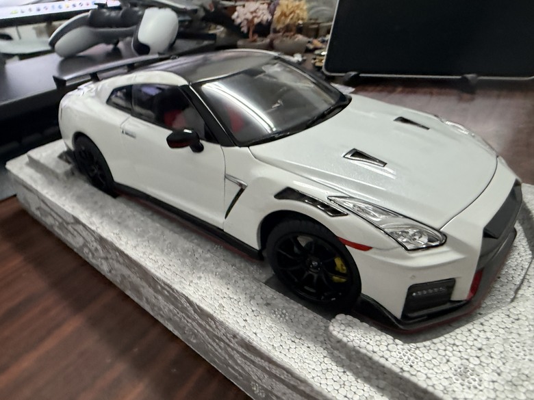 [開箱]1/18 Nissan GT-R Nismo R35 2022