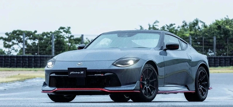 日規 Nissan Fairlady Z 小改款上市NISMO加入6速手排，GT-R煞車同步下放