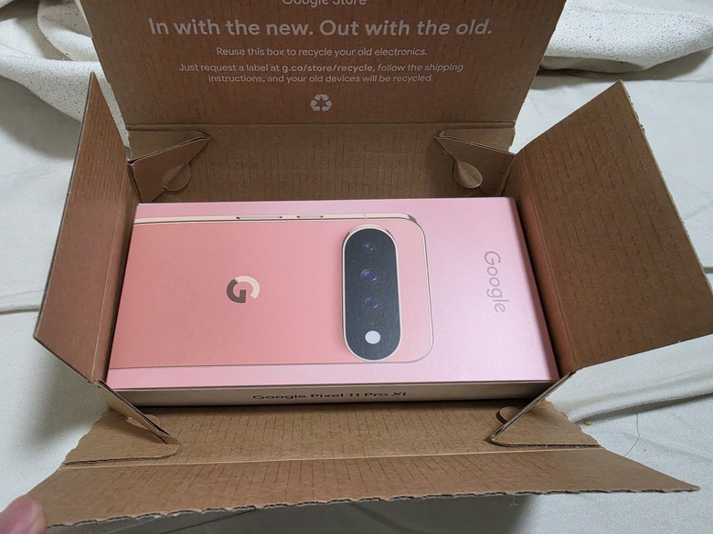 Pixel 11 Pro XL砂岩粉512G簡易開箱