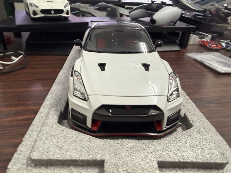 [開箱]1/18 Nissan GT-R Nismo R35 2022