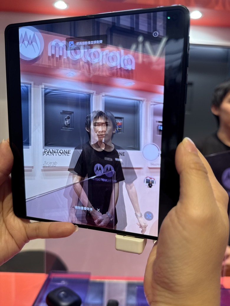 折疊機真的要摸過才知道!Motorola Razr Fold實機體驗