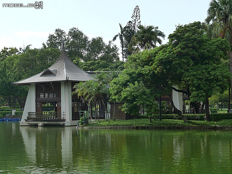 臺中公園、彰化銀行、臺中火車站 — 快閃臺中半天憶童年小旅行