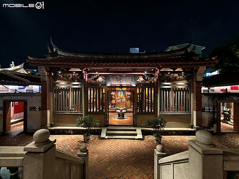 赤崁樓、祀典武廟、祀典大天后宮、開基靈祐宮、開基天后宮…,還有阿江炒鱔魚與成功路米糕 — 臺南市區國定古蹟之一夜遊不完