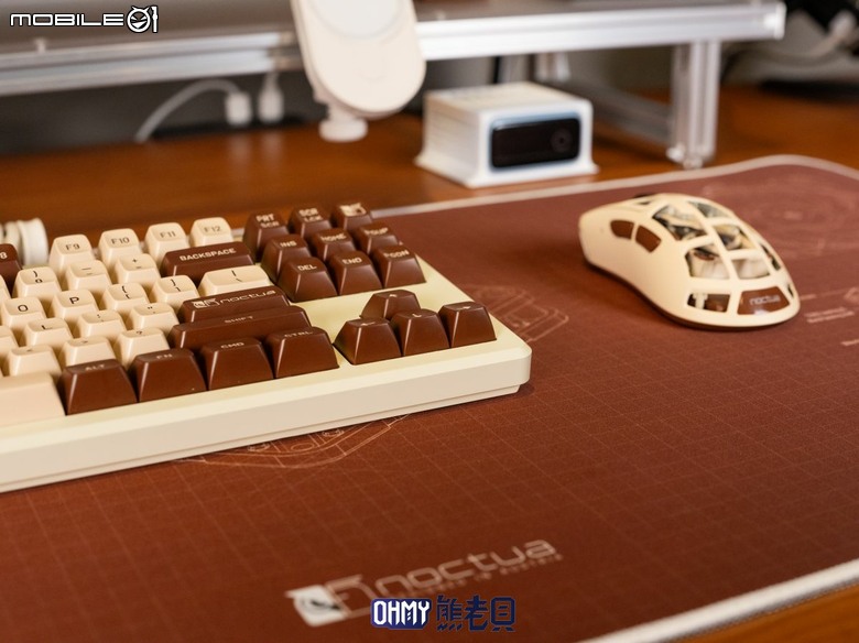 信仰喜+1 貓頭鷹聯名滑鼠 Pulsar Feinmann F01 Noctua Edition