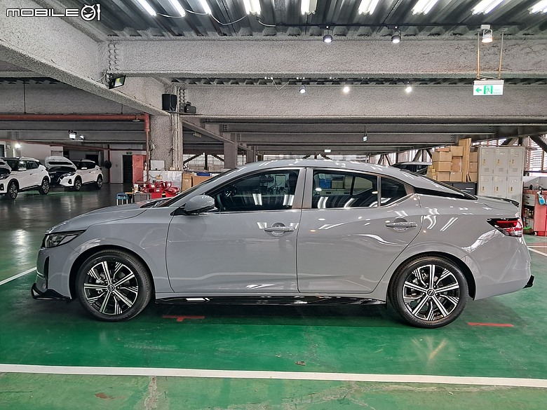 ★ NISSAN の 萬華老店《 SENTRA & 仙草 》交織的耐久哲學