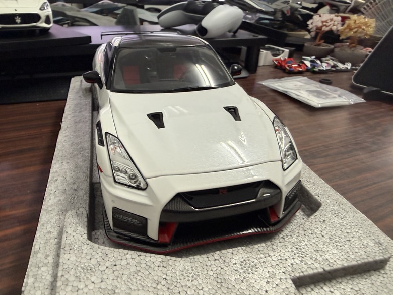 [開箱]1/18 Nissan GT-R Nismo R35 2022