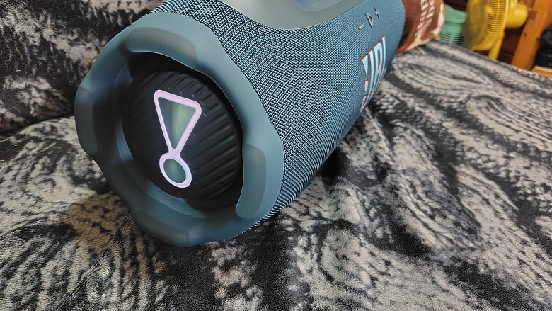 JBL boombox 4開箱 順便蓋大樓說說使用心得