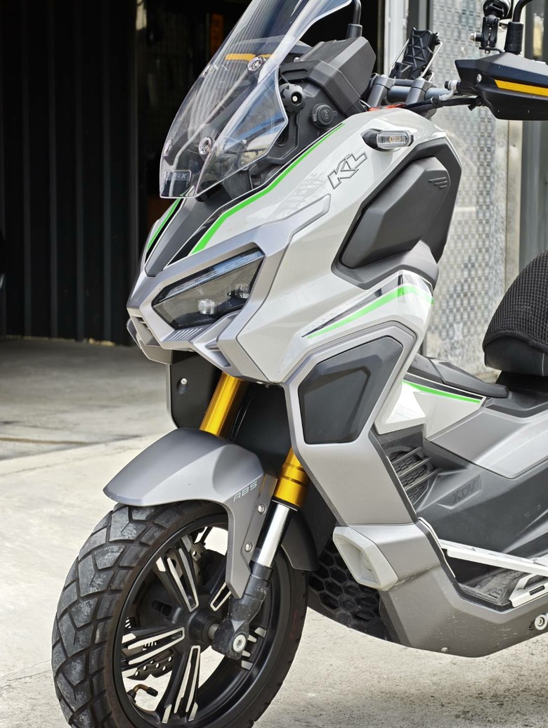 Brera X 300 前防撞塊設計變更