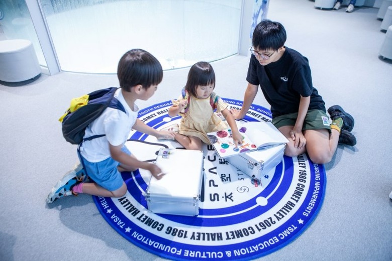 台中綠美圖展覽推薦｜《太空駐牙計畫》把童年約定變藝術展