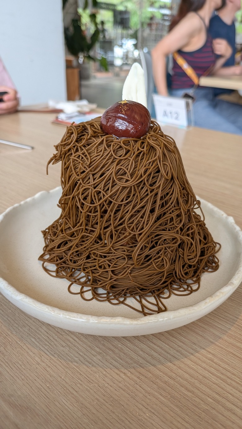 我們家的三天兩夜南投之旅 - 頂級民宿秋山居 / 春秋山林 / 埔里汶米食坊 / 妮娜巧克力城堡 / 七里香甕窯雞 / 日月潭大淶閣飯店 / 日月行館星空酒廊 / 蠻荒咖啡