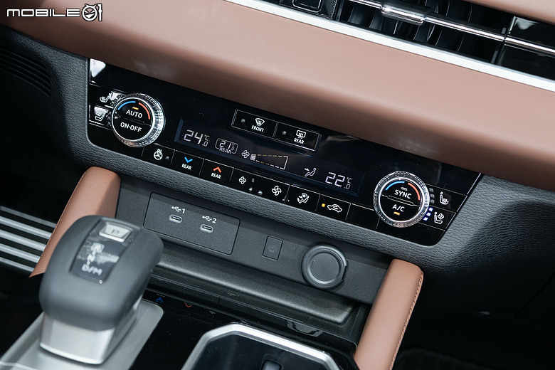 Mitsubishi 第四代小改款 Outlander 試駕｜四驅、5+2人座通通有，頂規直接給你大滿配！