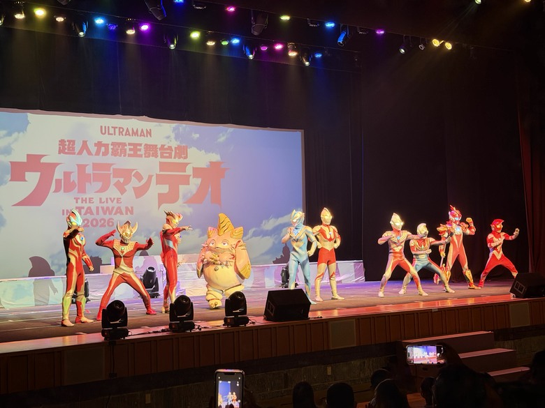 🌟 遲來的分享｜和兒子一起追光——超人力霸王60週年紀念公演