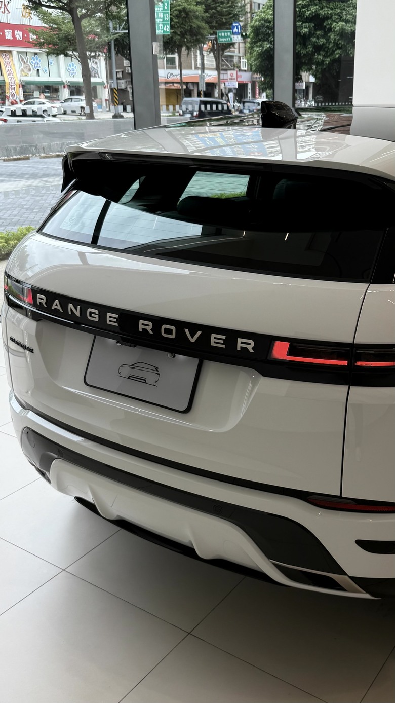 26.75年式，最划算的Evoque進展間囉！P250 Hoxton Edition