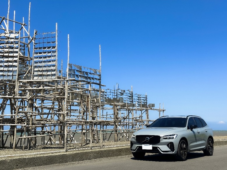 XC60帶我，一起去藍與灰的天際線