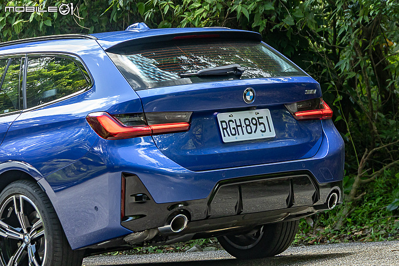 BMW 318i Touring M Sport 試駕|帥勁跑格、價格OK!