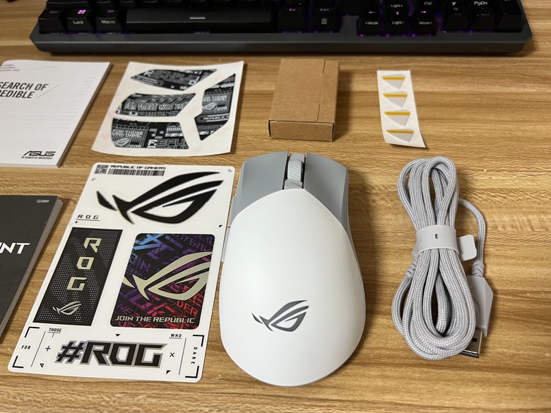 [開箱] ROG GLADIUS III AIMPOINT 神鬼三代三模版