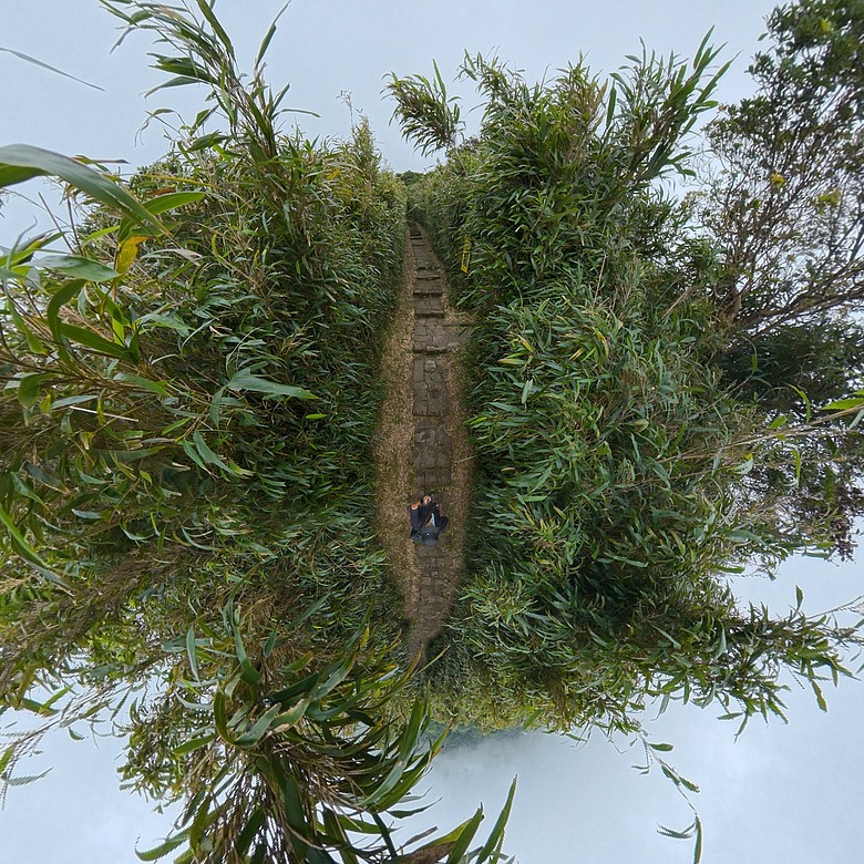 點我看大圖 DJI Osmo 360 II 評測報告|日夜全景畫質雙提升、「主角跟隨」實用度爆表!