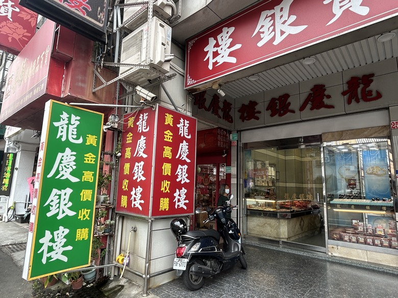 懷 念 台 南 車 站 府 城 半 日 騎 遊