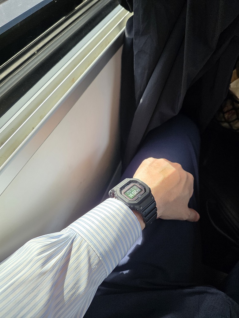 點我看大圖 開箱 Casio G-SHOCK GW-M5610, GMW-B5000D, GMW-BZ5000, GW-BX5600