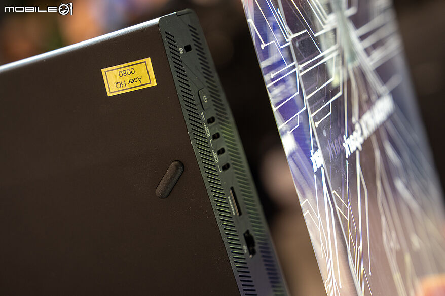 Acer SFF RTX Spark 突襲亮相! 具備每秒 1 千兆次 AI 算力的小型超級桌上型電腦