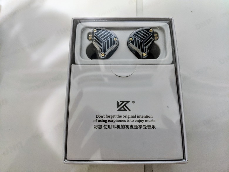 [高貴不貴]Kz prx 轉型之作 綿密通透的半封閉式平面平板hifi耳機
