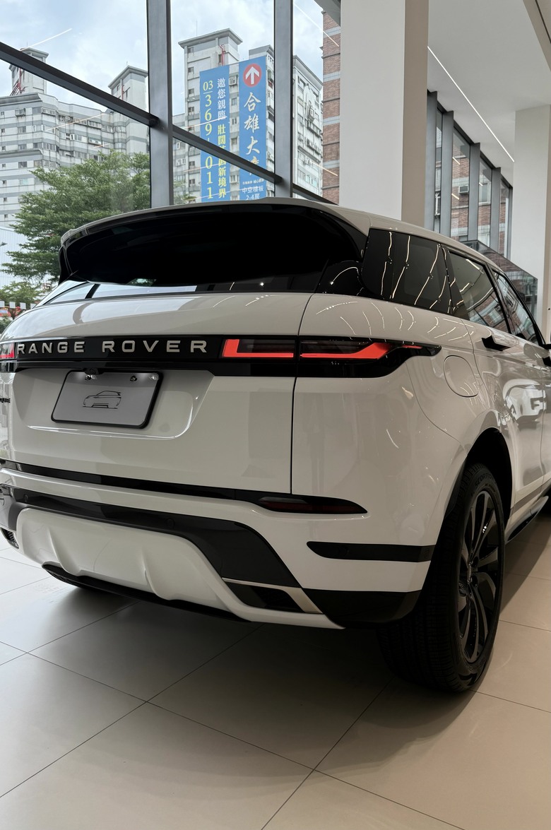 26.75年式，最划算的Evoque進展間囉！P250 Hoxton Edition