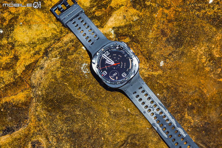 Samsung Galaxy Watch Ultra 2 極限評測|質感百搭、續航翻倍,征服山海的全能旗艦!
