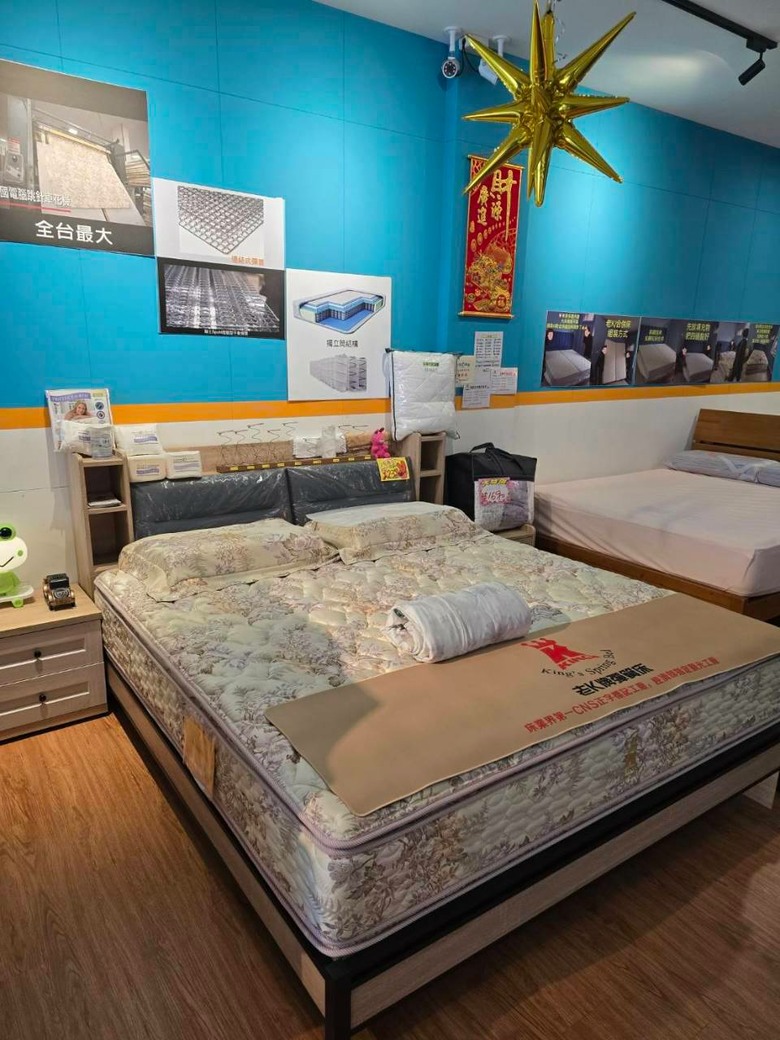 分享高雄5間床墊試躺心得 睡眠王國/德泰/仙度瑞拉/德瑞克/老K