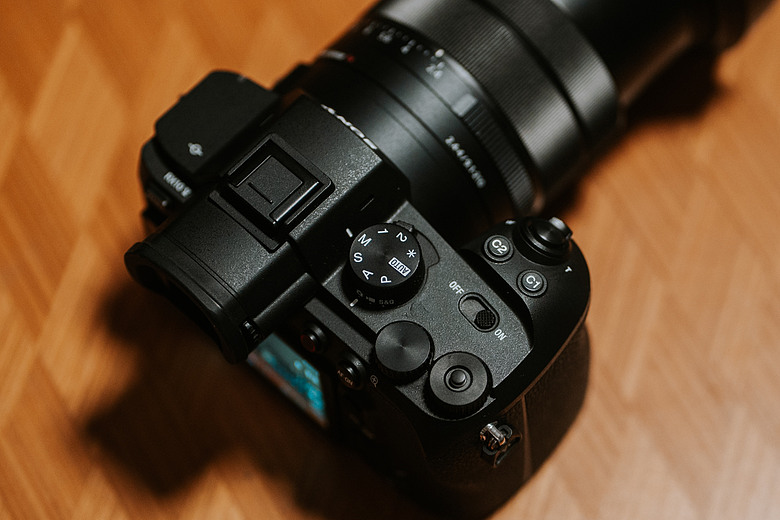 [ 開箱旅行直用 ] SONY Cyber-shot DSC-RX10M5 超長焦怪物
