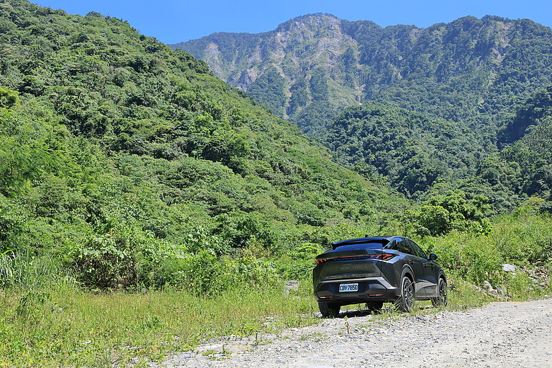 點我看大圖 (映像旅行) 在花蓮來場南法輕旅行 feat.PEUGEOT 3008、CITROËN C5 AIRCROSS