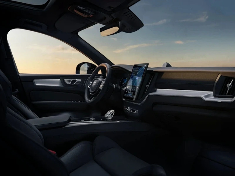 純電續航突破 120 公里！Volvo 再度為 XC60/90 進行改款工程、增插電式油電車型