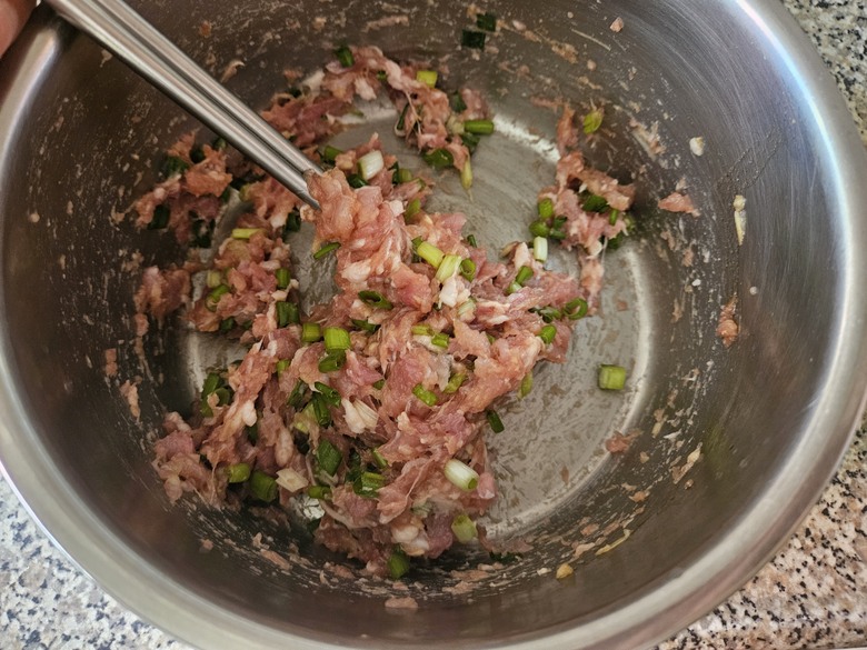 點我看大圖 黃豆肉餅