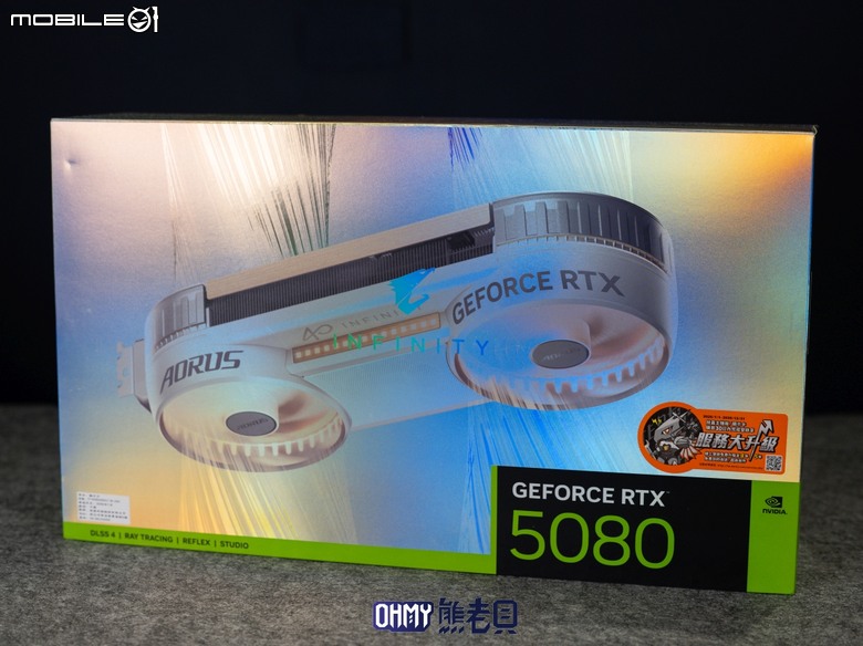 木紋 x 白色 美學！技嘉AORUS RTX5080 INFINITY WOOD