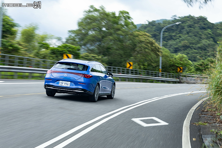 Mercedes-Benz CLA 180 Shooting Brake 油耗測試&試駕|不讓純電專美於前,油電動力也有出色油耗!