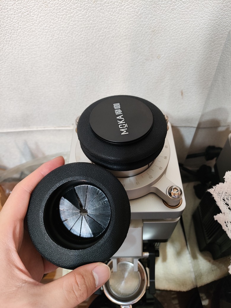 [開箱] MOKA 98 Ultra 丁U 98mm大刀盤磨豆機開箱 2999交個朋友