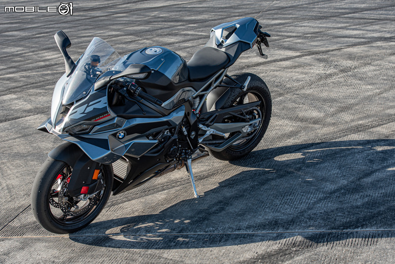 點我看大圖 BMW Motorrad新的多重宇宙!F450GS共用平台雙生車即將登場?!