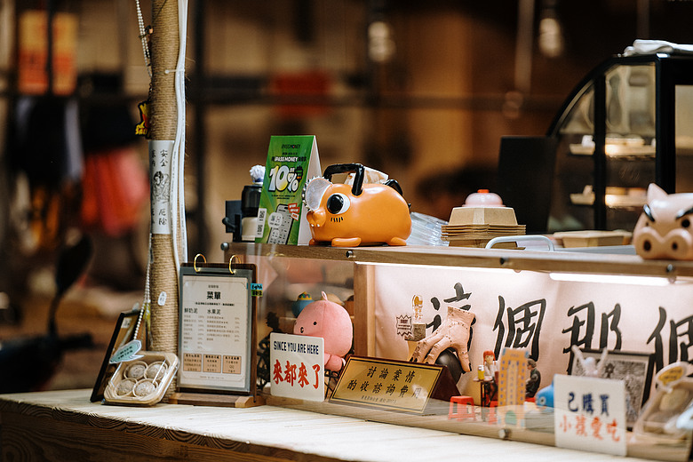 點我看大圖 7Artisans AF 135mm F1.8 MAX 開箱|價格親民的空氣切割鏡