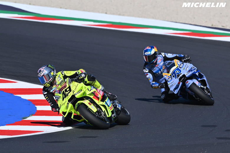 AGV Pista GP R3 正式發表，Sphera 全新防護系統，斜向撞擊防護與空氣力學升級！