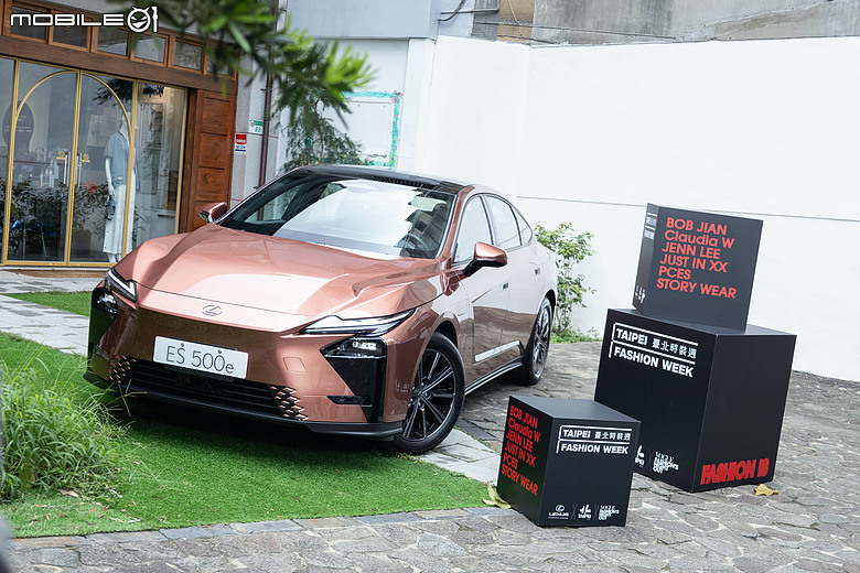 【採訪】Lexus八度攜手臺北時裝週,以「Fashion is ____」為題,不被框架定義、用自己的方式詮釋時尚!